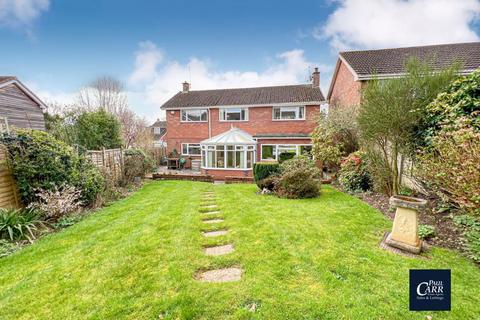 4 bedroom detached house for sale - Friary Avenue, Rugeley WS15
