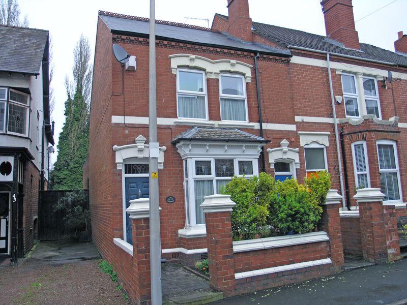 Compton Road, Cradley Heath B64 3 bed terraced house for sale £250,000