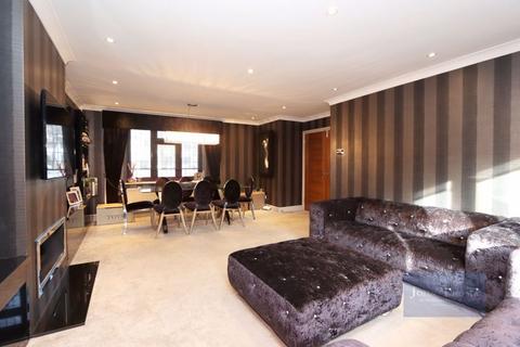 5 bedroom detached house for sale, Manor Road, Chigwell IG7