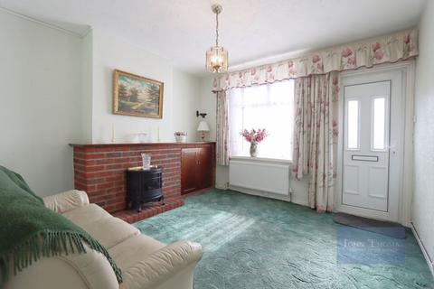 2 bedroom terraced house for sale, Lambourne Road, Chigwell IG7