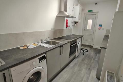 8 bedroom house share to rent - Nottingham NG7