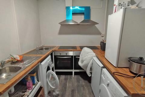 8 bedroom house share to rent - Nottingham NG7