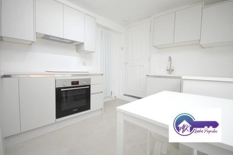 2 bedroom flat to rent - London NW6