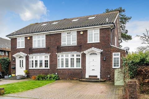 4 bedroom semi-detached house for sale, Bull Lane, Chislehurst