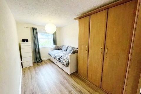 24 Johnson Drive, Mansfield, NG18 4BB