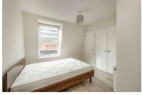 2 bedroom flat to rent - Boston Place, London NW1