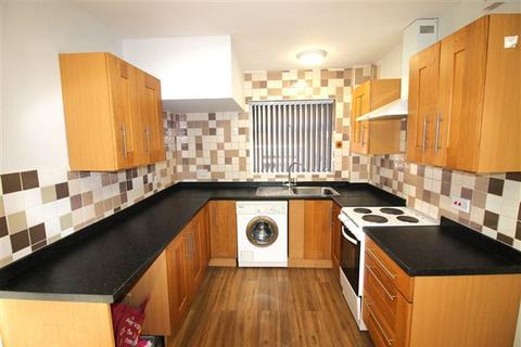 3 bedroom semi-detached house to rent, Horsewood Road, Sheffield, S13 9WL