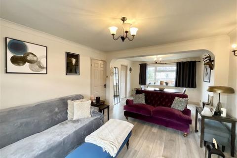 62 Bartle Road, Sheffield, S12 2QQ