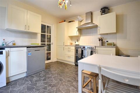 2 bedroom flat for sale - Luton Road, Harpenden