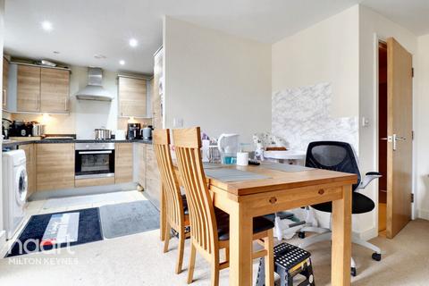 2 bedroom flat for sale, Robinson Street, Bletchley