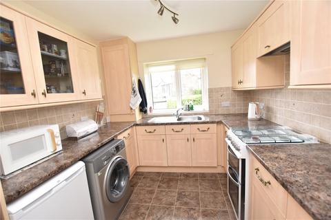 2 bedroom apartment for sale, Tranfield Close, Guiseley, Leeds, West Yorkshire
