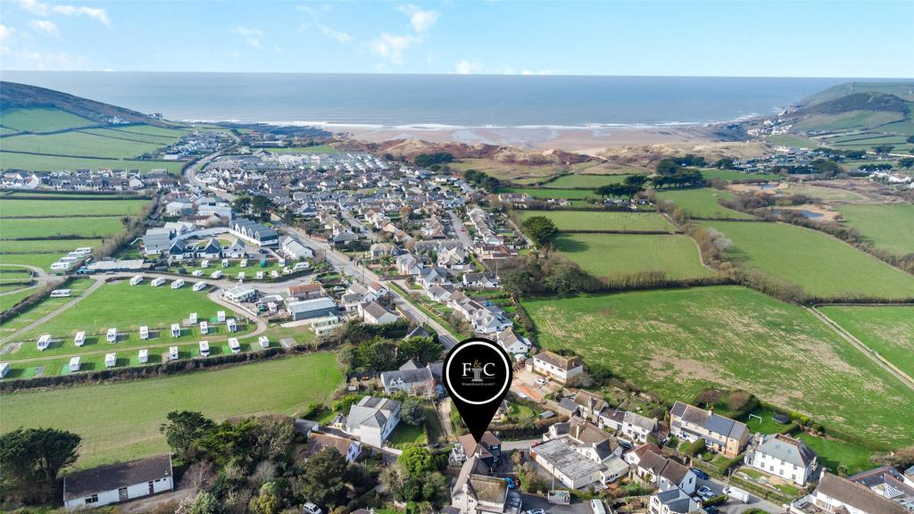 Cott Lane, Croyde, Braunton, EX33 4 bed detached house for sale £950,000