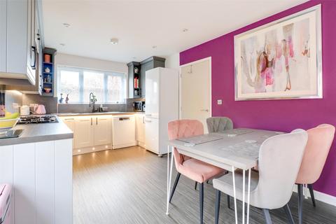 1 Grenville Close, South Molton, EX36 4BZ