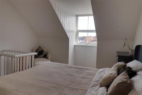 3 bedroom terraced house for sale - Swains, Wellington, Somerset, TA21