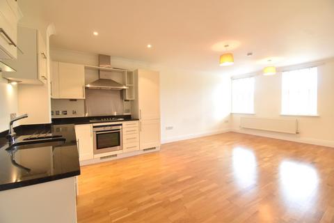 1 bedroom apartment to rent, Baker Street , Weybridge, KT13
