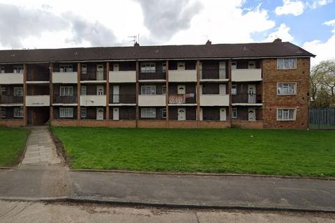 3 bedroom flat for sale, Langthorne House, Croyde Avenue, Hayes