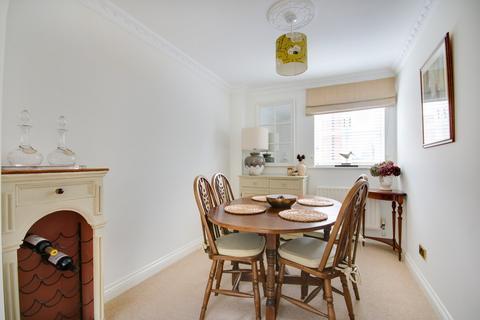 3 bedroom link detached house for sale, Grove Road, Lymington, SO41