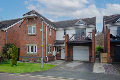 3 bedroom detached house for sale, Lymcote Drive, Hartford, Northwich, CW8