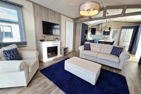 2 bedroom chalet for sale, 20, Stewarts Resort, St Andrews