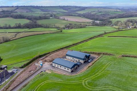 4 bedroom detached house for sale, Littleham, Bideford