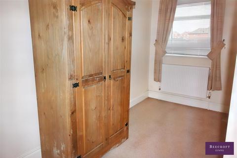8 Park Hill, Darfield, Barnsley, S73 9HD