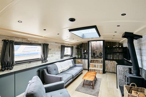 2 bedroom houseboat for sale, St. Katharines Docks, Wapping, E1W