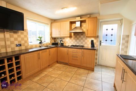7 Durham Close, Little Lever, Bolton, BL3 1XA