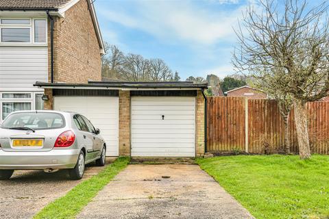 3 bedroom terraced house for sale, Hollingworth Way, Westerham TN16