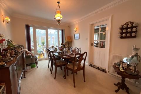 3 bedroom house for sale, Raincliffe Crescent, Scarborough