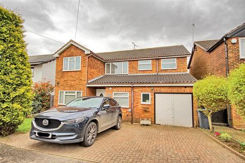 4 bedroom detached house for sale, Tanners Way, Hunsdon SG12