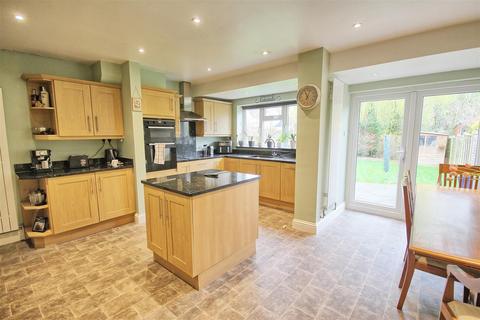 4 bedroom detached house for sale, Tanners Way, Hunsdon SG12