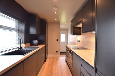 3 bedroom flat to rent, Greywood Avenue, Newcastle Upon Tyne, NE4