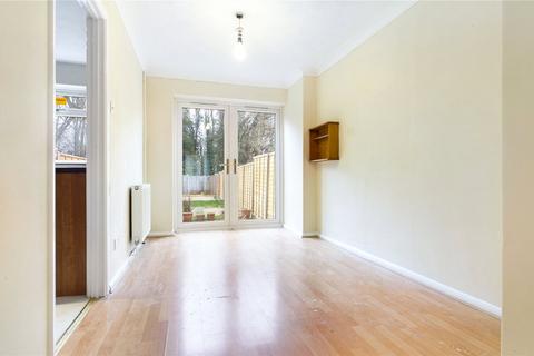 3 bedroom townhouse to rent, Elvaston Way, Tilehurst, Reading, Berkshire, RG30