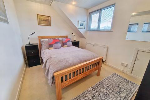 40 Gregory Close, Pencoed, Bridgend, CF35 6RF