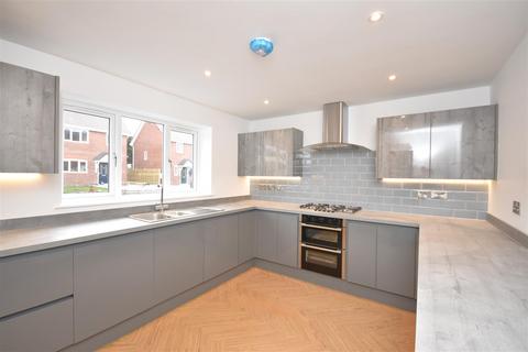 3 bedroom semi-detached house for sale - Marian Drive, Great Boughton, Chester