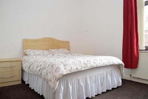 70 Herbert Street, Oldham, OL4 2QX