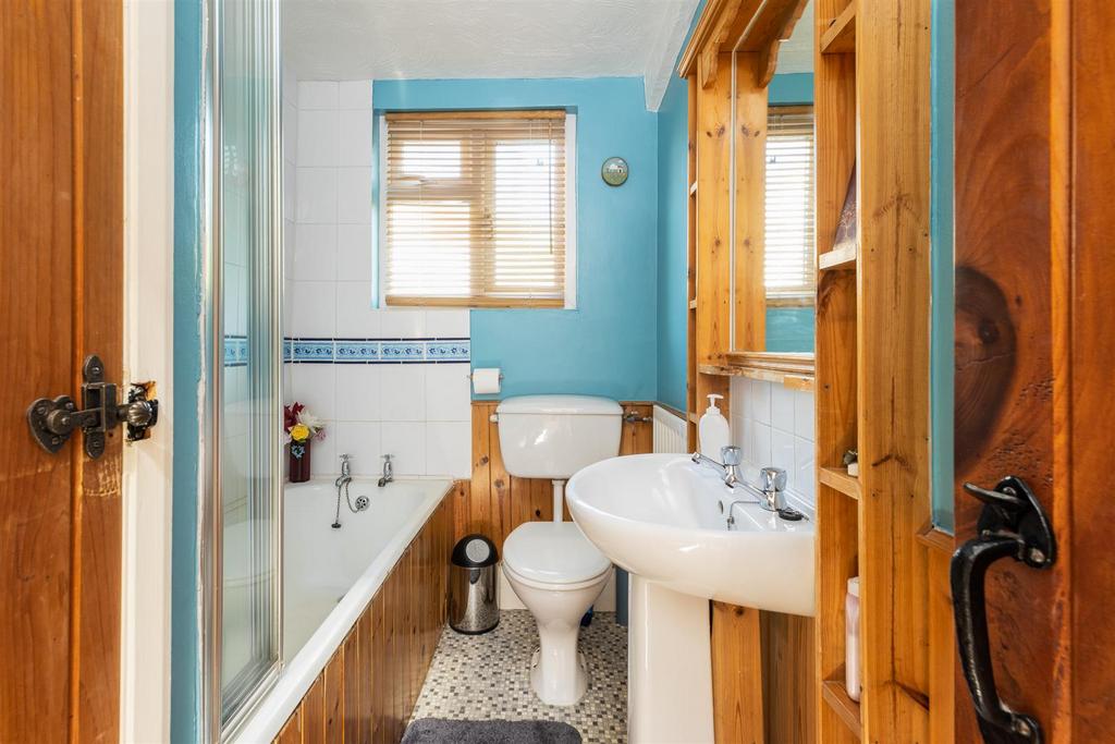 Steps Cottage  WEB USE-26.jpg
