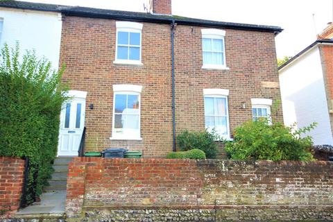 2 bedroom house to rent, Addison Road, Guildford