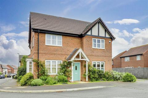 4 bedroom detached house for sale, Feniton Court, Mapperley NG3