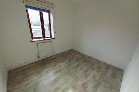 1 bedroom apartment to rent, Ty Cornel, Chandlers Place, Porthmadog