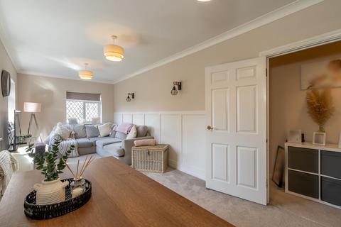 2 bedroom flat for sale, Aldwick Road, Bognor Regis