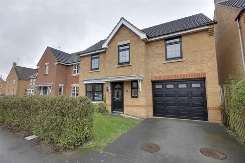 4 bedroom detached house for sale, Hazel Court, Brough