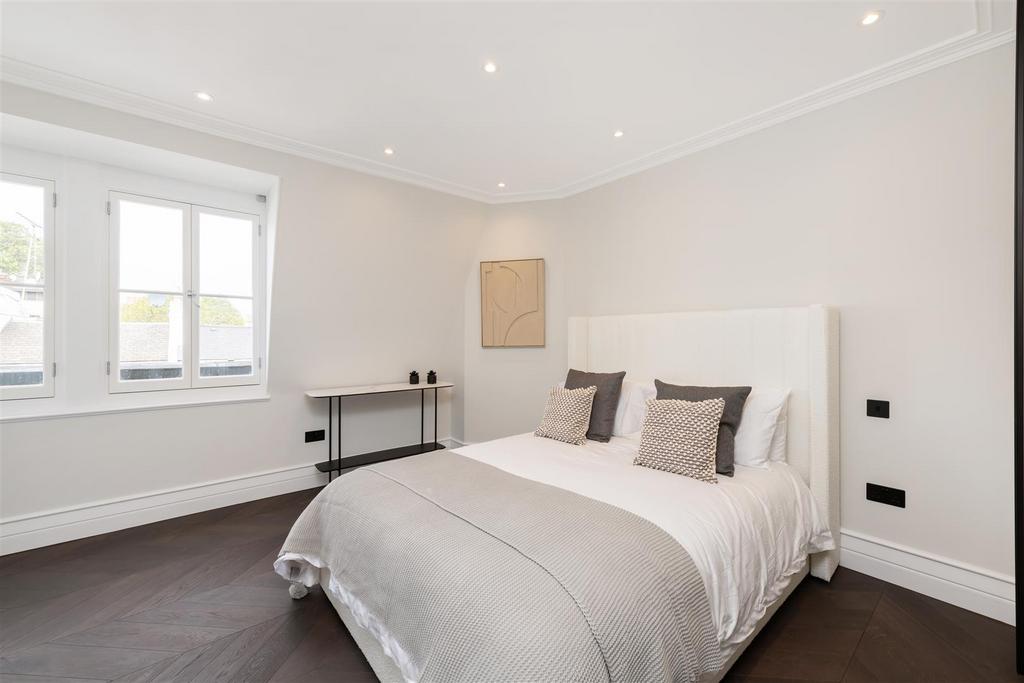 Flat 5, 73 Pont Street Hi-49.jpg