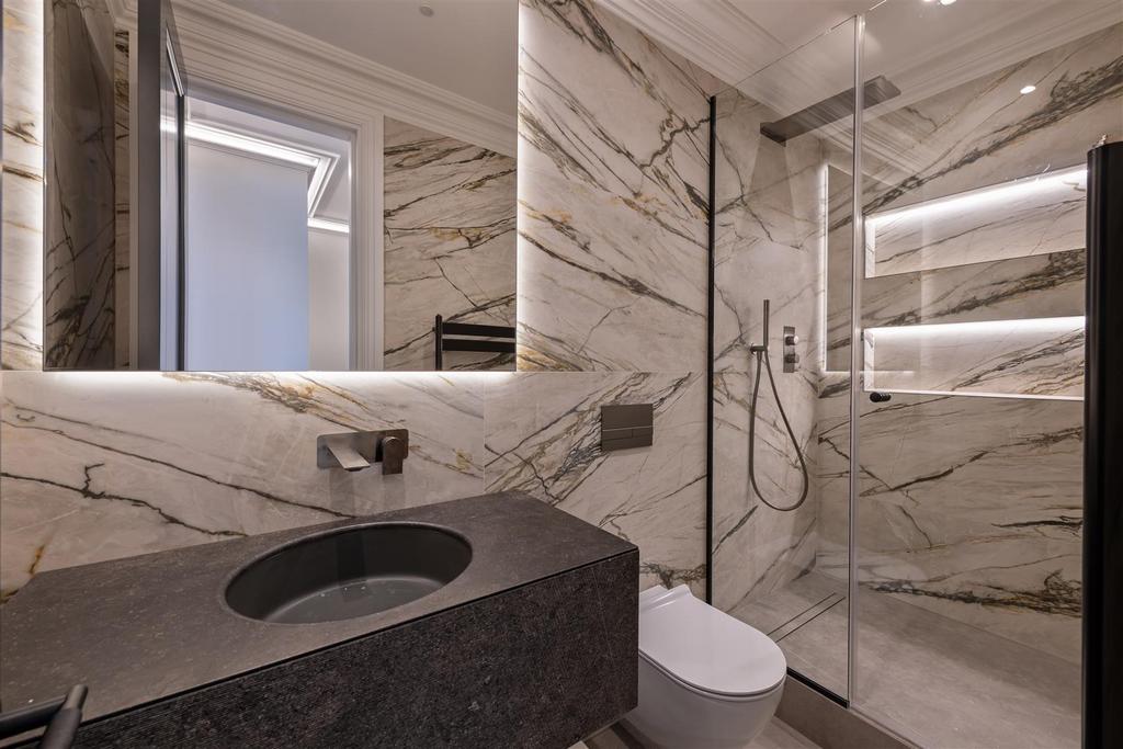 Flat 5, 73 Pont Street Hi-20.jpg