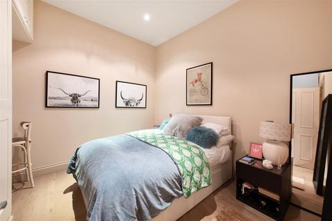 1a Perrymead Street, London, SW6 3SW