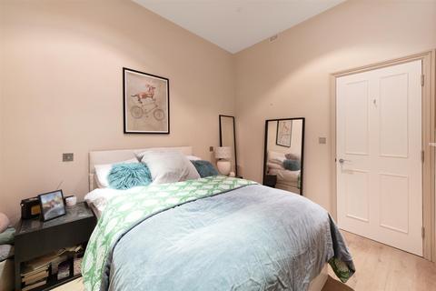 1a Perrymead Street, London, SW6 3SW