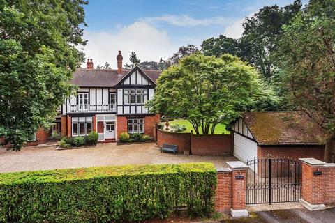 5 bedroom detached house for sale, Whynstones Road, Ascot