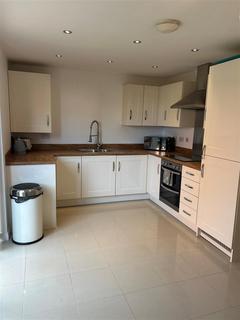 18 Weaver Crescent, Tiverton, EX16 5FG