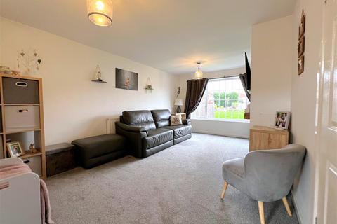 10 Laburnum Grove, Warwick, CV34 5TG