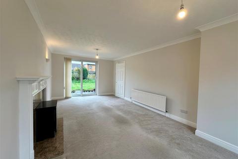 4 bedroom house to rent, Forest Close, Wigginton, York